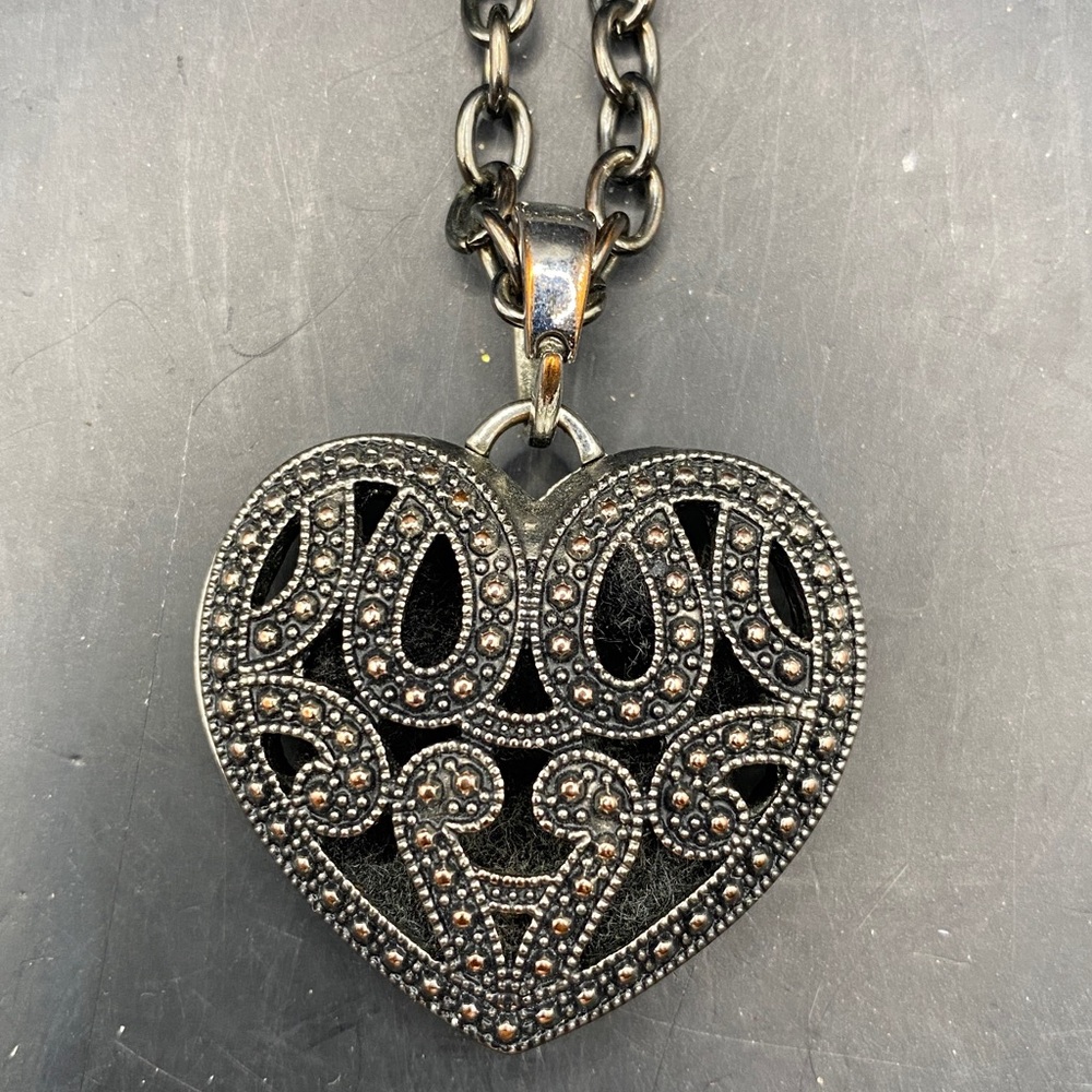 Gold and Silver tone Heart Filigree Necklace - Picture 7 of 9